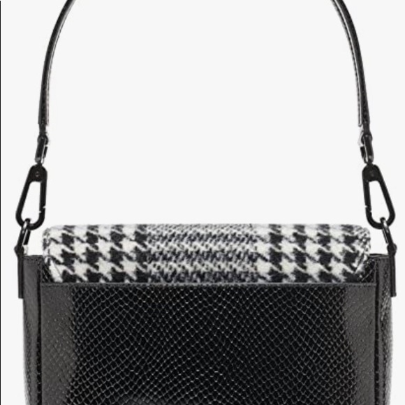 Calvin Klein 🌹ASHLEY NWOT 🌹should bag on trend shoulder bag like NEW - Picture 3 of 10